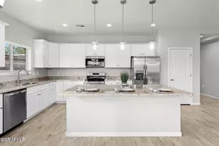 14534 S Avalon Rd, Arizona City, AZ 85123 - Photo 11