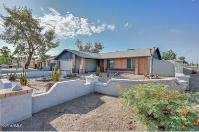 4235 W Aster Drive, Phoenix, AZ 85029 - Photo 1