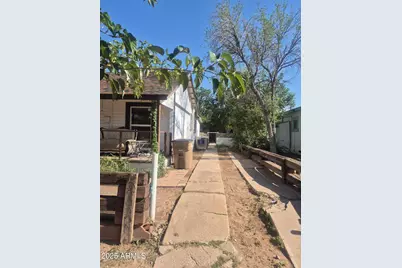 850 E 17th Street, Douglas, AZ 85607 - Photo 3