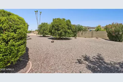 20046 N Welk Drive, Sun City, AZ 85373 - Photo 23