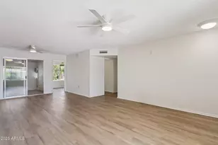 20046 N Welk Dr, Sun City, AZ 85373 - Photo 9