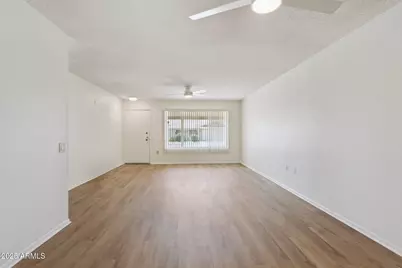 20046 N Welk Drive, Sun City, AZ 85373 - Photo 11