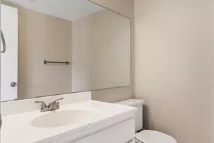 5621 S Captain Kidd Ct, Tempe, AZ 85283 - Photo 9