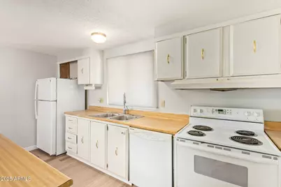 6942 W Olive Avenue #44, Peoria, AZ 85345 - Photo 15