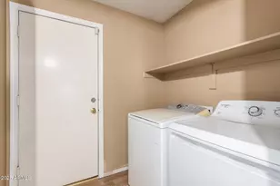 11221 N 77th Ave, Peoria, AZ 85345 - Photo 27