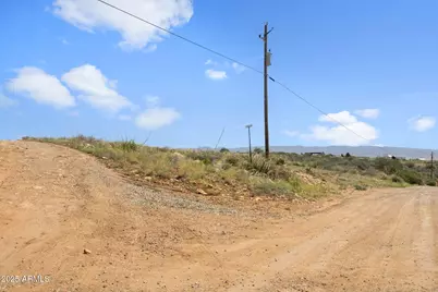 9180 E Wolf Road #3, Dewey, AZ 86327 - Photo 1