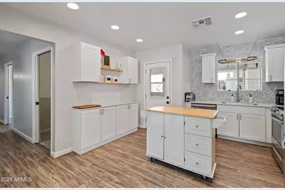 4536 N 18th Drive, Phoenix, AZ 85015 - Photo 13