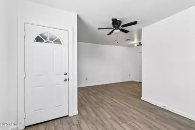 107 W 11th Street, Casa Grande, AZ 85122 - Photo 11