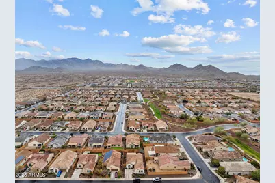 26011 W Wahalla Lane, Buckeye, AZ 85396 - Photo 37