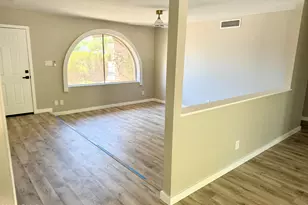 1102 E Grandview Rd, Phoenix, AZ 85022 - Photo 11