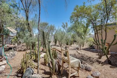 3702 W Abraham Lane, Glendale, AZ 85308 - Photo 31