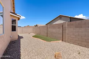 201 Balfour Pl, Sierra Vista, AZ 85635 - Photo 9