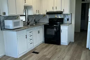 106 E Hedge Dr, Florence, AZ 85132 - Photo 3