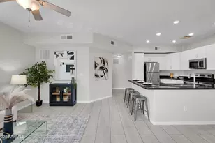 3330 S Gilbert Rd, Chandler, AZ 85286 - Photo 9