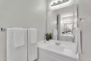 3330 S Gilbert Rd, Chandler, AZ 85286 - Photo 23