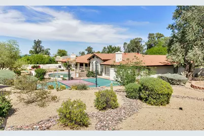 8818 N 47th Place, Phoenix, AZ 85028 - Photo 35