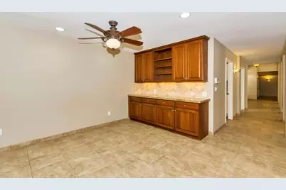 8818 N 47th Place, Phoenix, AZ 85028 - Photo 15