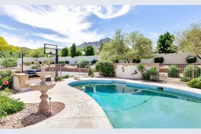 8818 N 47th Place, Phoenix, AZ 85028 - Photo 37