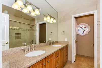 8818 N 47th Place, Phoenix, AZ 85028 - Photo 29