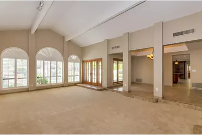 8818 N 47th Place, Phoenix, AZ 85028 - Photo 7