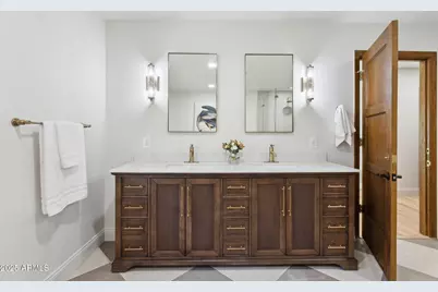 230 W Morten Avenue, Phoenix, AZ 85021 - Photo 41