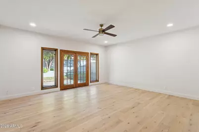 230 W Morten Avenue, Phoenix, AZ 85021 - Photo 35