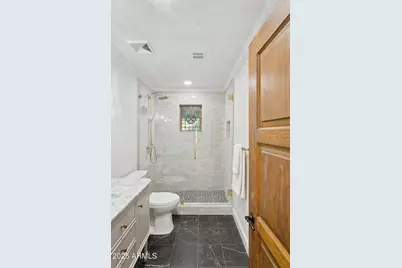 230 W Morten Avenue, Phoenix, AZ 85021 - Photo 49