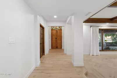 230 W Morten Avenue, Phoenix, AZ 85021 - Photo 11