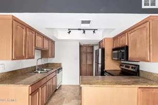 3807 N 30th St, Phoenix, AZ 85016 - Photo 15