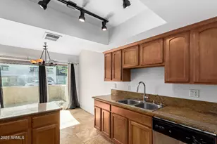 3807 N 30th St, Phoenix, AZ 85016 - Photo 17