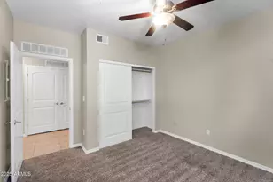 3330 S Gilbert Rd, Chandler, AZ 85286 - Photo 29