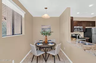 3330 S Gilbert Rd, Chandler, AZ 85286 - Photo 15