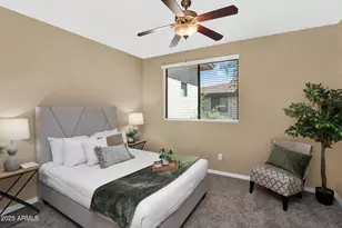 3330 S Gilbert Rd, Chandler, AZ 85286 - Photo 17