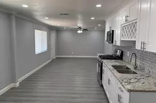 2752 W Minnezona Ave, Phoenix, AZ 85017 - Photo 1