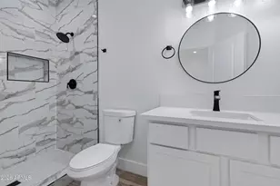 1527 W Hadley St, Phoenix, AZ 85007 - Photo 23