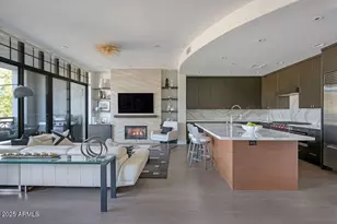 8 Biltmore, Phoenix, AZ 85016 - Photo 1