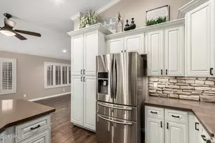 17027 N 45th St, Phoenix, AZ 85032 - Photo 1