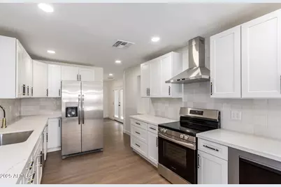 5724 N 13th Place, Phoenix, AZ 85014 - Photo 11