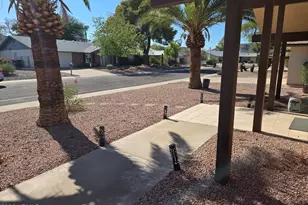 11401 S Shoshoni Dr, Phoenix, AZ 85044 - Photo 3