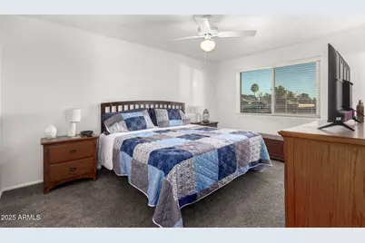 11024 W Peoria Avenue, Sun City, AZ 85351 - Photo 19