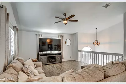 4021 E Amberwood Drive, Phoenix, AZ 85048 - Photo 5