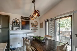 4021 E Amberwood Dr, Phoenix, AZ 85048 - Photo 9