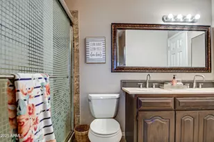 4021 E Amberwood Dr, Phoenix, AZ 85048 - Photo 19