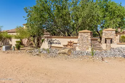 1706 W Western Star Boulevard, Phoenix, AZ 85041 - Photo 45