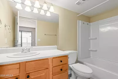 3405 W Danbury Drive #D121, Phoenix, AZ 85053 - Photo 13