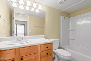 3405 W Danbury Dr, Phoenix, AZ 85053 - Photo 13