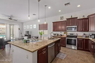 9815 S 43rd Lane, Laveen, AZ 85339 - Photo 17