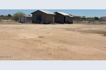 28707 N 205th Drive, Wittmann, AZ 85361 - Photo 23