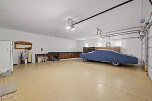 1324 W Lavitt Ln, Phoenix, AZ 85086 - Photo 33