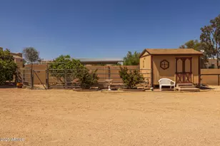 1324 W Lavitt Ln, Phoenix, AZ 85086 - Photo 45